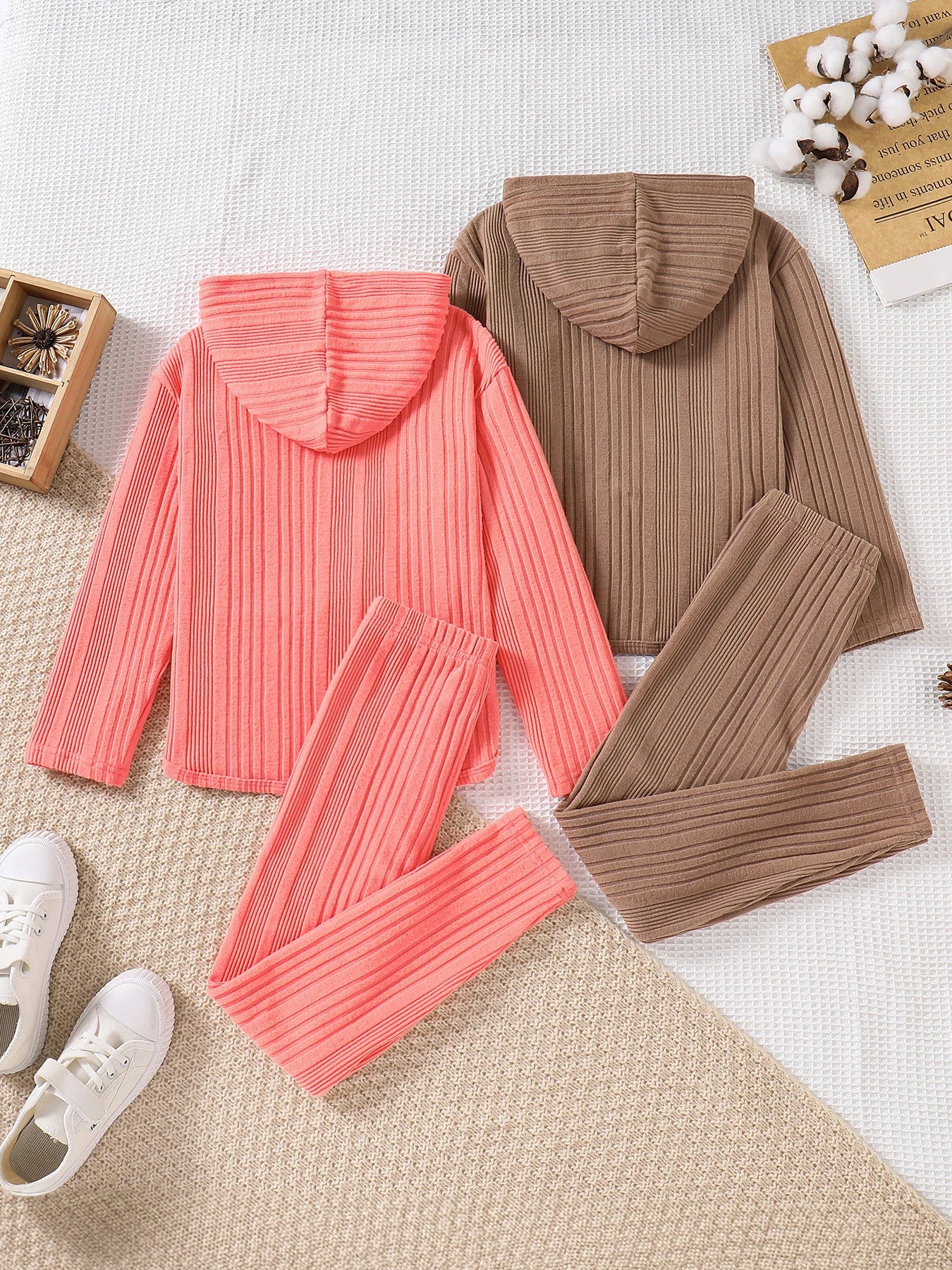 Children's Clothing (Spring and Autumn) Fashion Girls' Set - Orange+Deep Khaki Knitted Hoodie+Knitted Sports Pants 2 Sets
