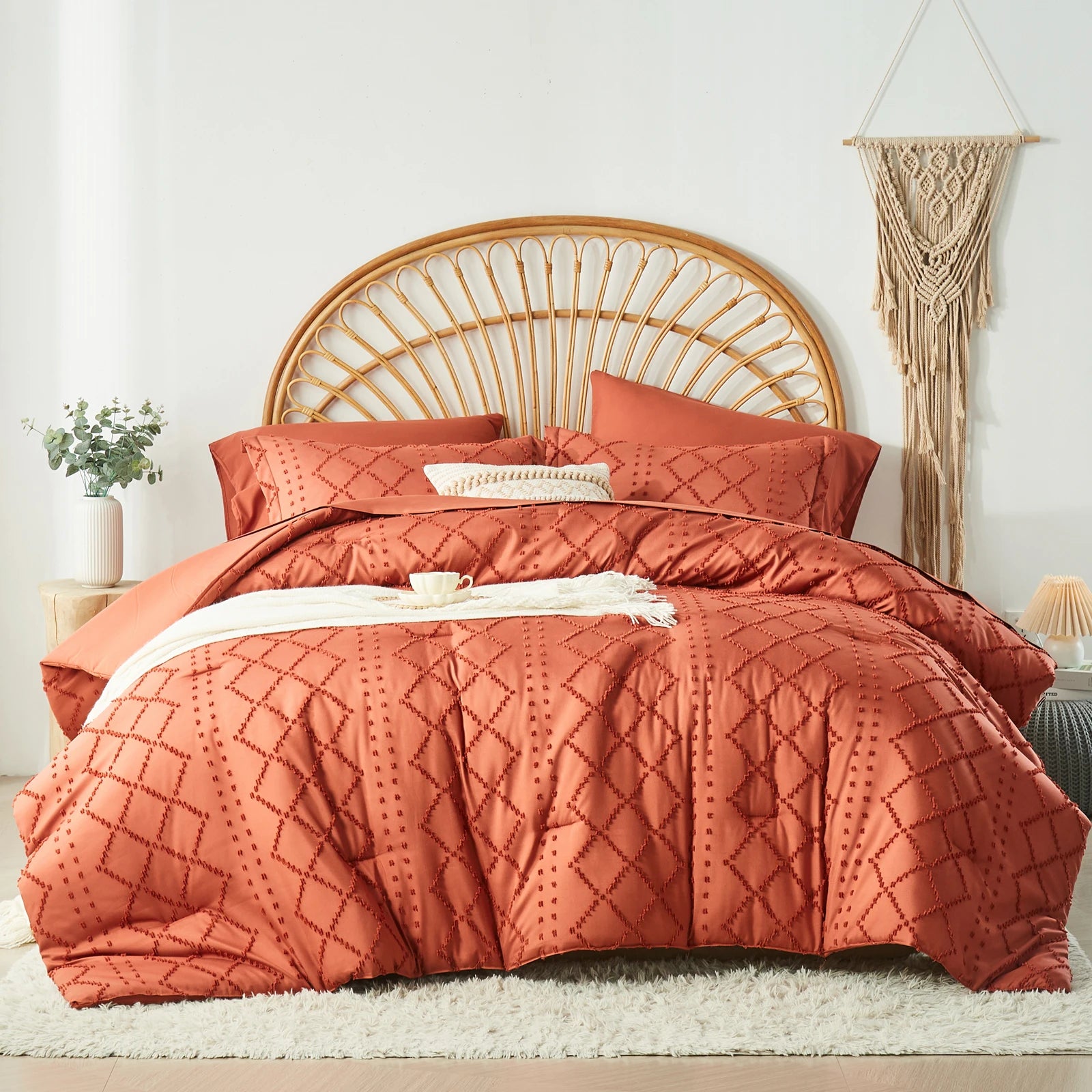 Tufted Boho Comforter Set - Farmhouse Shabby Chic Embroidery Bed Set, Soft Jacquard Comforter, Queen, King