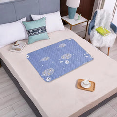 Waterproof Washable Mattress Urine Mat for Baby Toddlers Cute Cartoon Bed Protector Diaper Bedding Urine Pads Cloth Breathable
