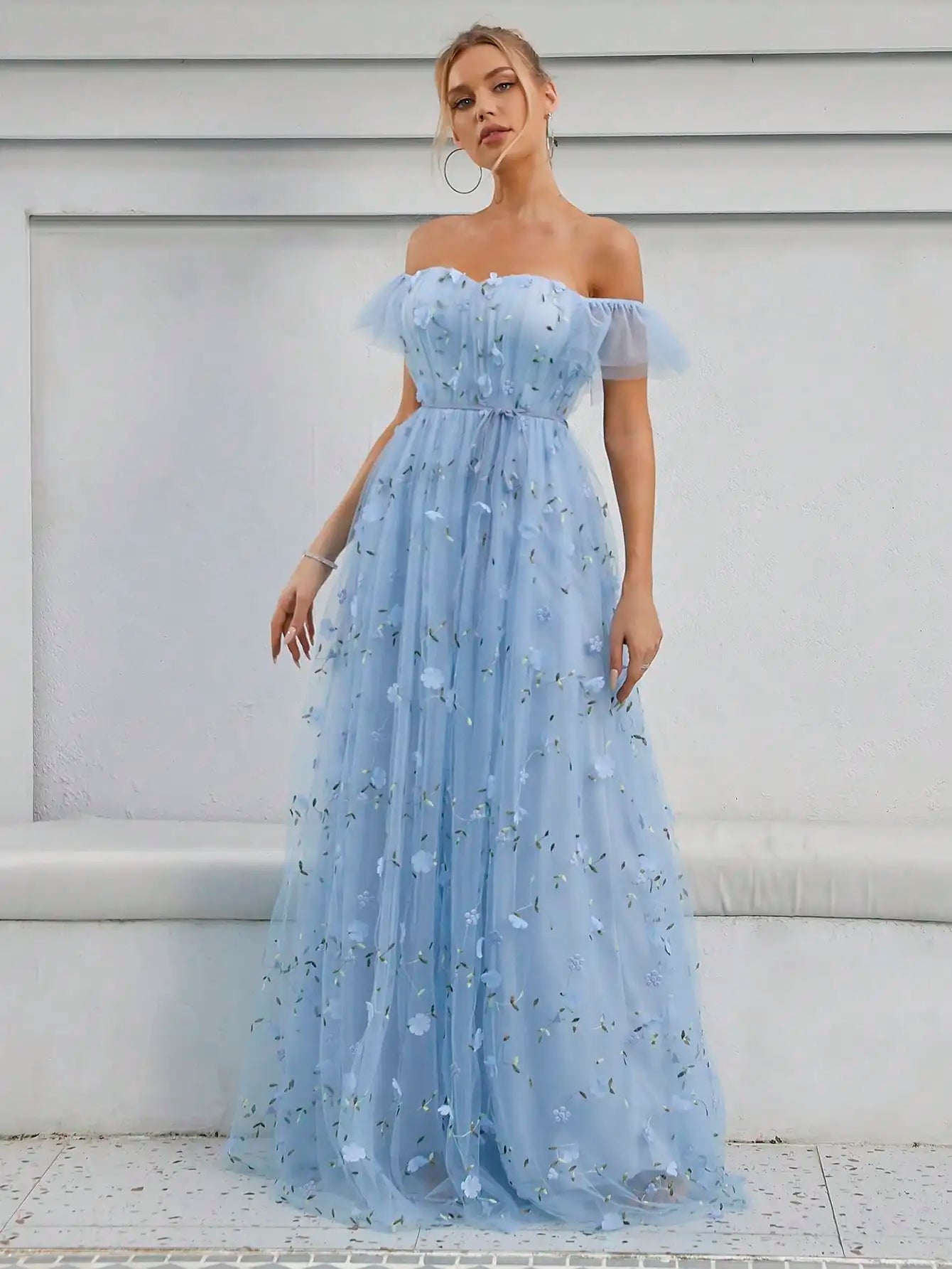 Mgiacy Line collar three-dimensional embroidery lace lace lace lace big swing wedding evening dress ball dress party dress