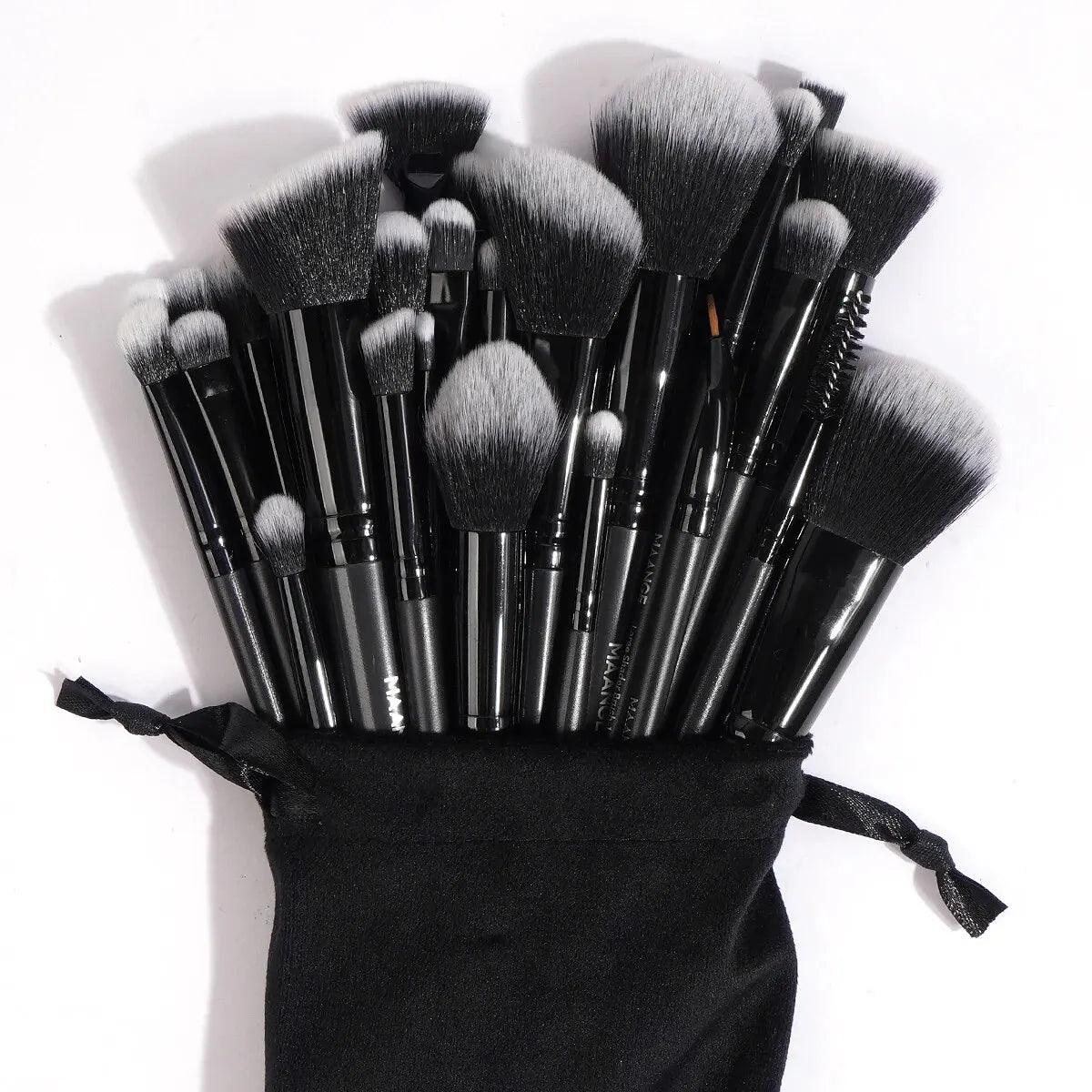 MAANGE 30pcs Professional Makeup Brush Set Foundation Concealers Eye Shadows Powder Blush Blending Brushes Beauty Tools with Bag - Jess Deals